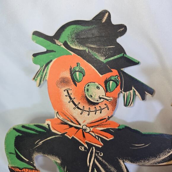 Vintage Beistle Halloween Decoration Scarecrow Haystack Honeycomb 10" 1950s - Picture 2 of 16